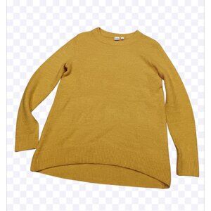 Gap Yellow women Sweater soft  sz Xs semi new